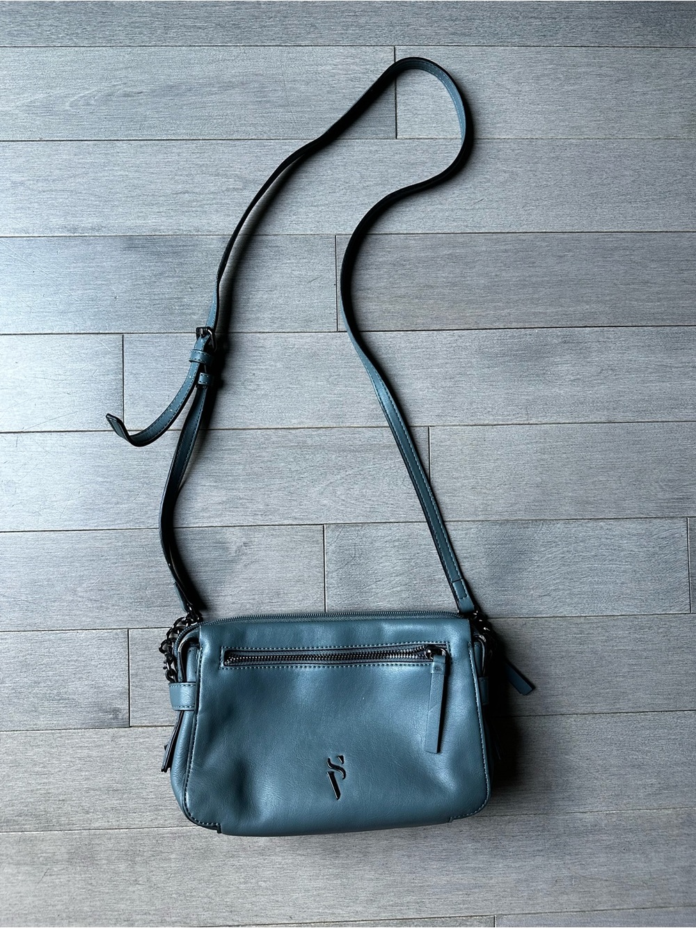 Women’s Simply Vera Wang Green Crossbody Bag Purse Handbag Pocket Formal Causal